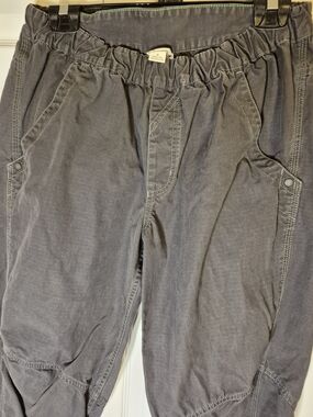 Mountain Equipment Co-Op Women's Wide-Leg Elastic-Waist Gray Pants